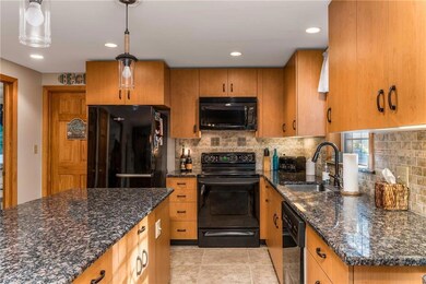 47 Spicebush Dr, Wells, ME 04090 - photo 4