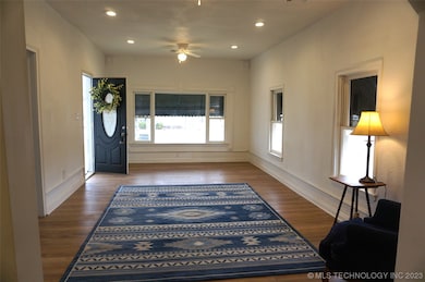 306 N 13th St, Henryetta, OK 74437 - photo 6