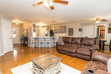 737 Central Pike, Harrodsburg, KY 40330 - photo 5