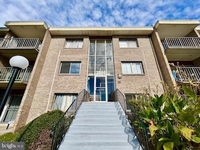 3844 Bel Pre Rd unit 3844-4, Silver Spring, MD 20906 - photo 2