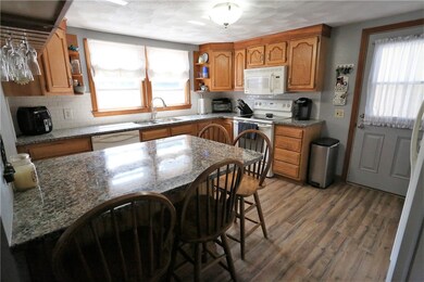 21 Danecroft Ave, Greenville, RI 02828 - photo 5