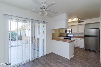 20201106222544015623000000-o