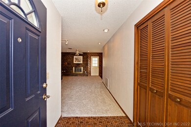 Entry to front door