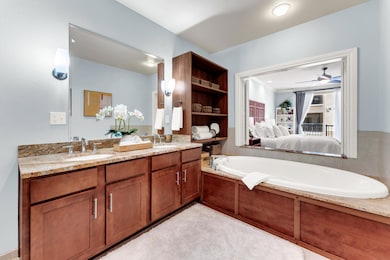 210BransonLanding-78-30