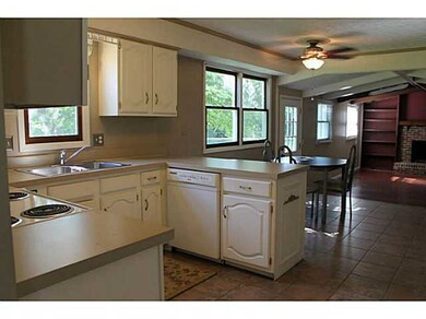 5290 Hollister St, Columbus, OH 43235 - photo 2