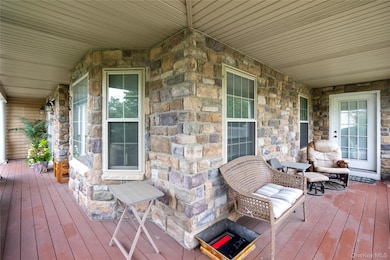 22 Southview Cir, Lake Grove, NY 11755 - photo 5