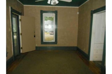 3410 5th Ave, Des Moines, IA 50313 - photo 4