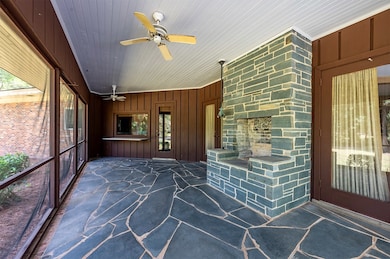 410 Pinecrest Dr, Albany, GA 31707 - photo 5