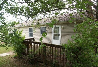 296 Cummins Ferry Rd, Salvisa, KY 40372 - photo 3