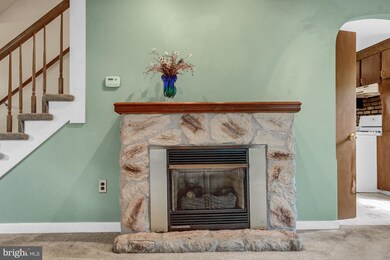 405 N Waverly St, Reading, PA 19607 - photo 6