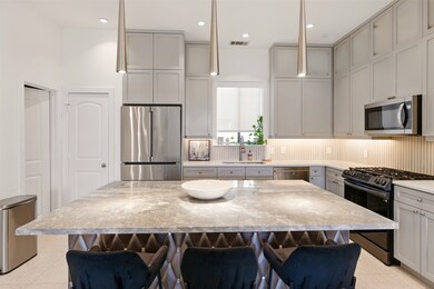 4211 Rawlins St unit 525, Dallas, TX 75219 - photo 4