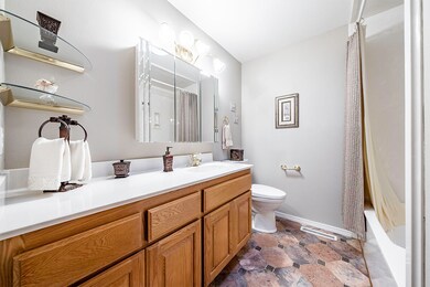 604 Hemlock Ave, Central Point, OR 97502 - photo 5