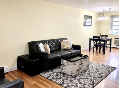 4 Emerson Gardens Rd unit 4, Lexington, MA 02420 - photo 4