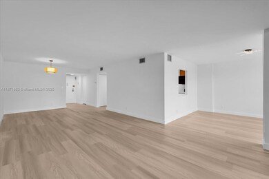 1000 Parkview Dr unit 129, Hallandale Beach, FL 33009 - photo 5