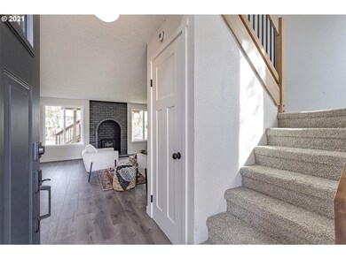 1509 SW 25th St, Troutdale, OR 97060 - photo 4