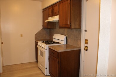 302 W Quantico St, Broken Arrow, OK 74011 - photo 6