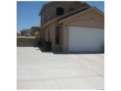 736 Desert Silver Dr, Horizon City, TX 79928 - photo 2