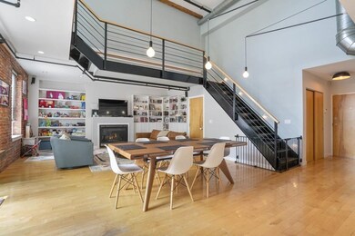 8 Newcomb St unit 5, Boston, MA 02118 - photo 4