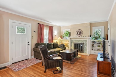 41-web-or-mls-26-e-schreyer-pl