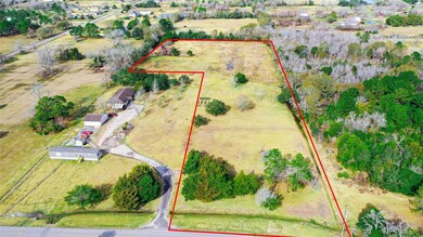 1930 W Sealy St, Alvin, TX 77511 - photo 3