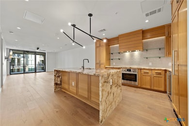 TOP OF THE  LINE KITCHEN APPLIANCES