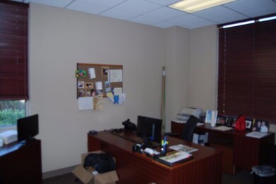 4418 Dobbins Dr, Macon, GA 31206 - photo 7