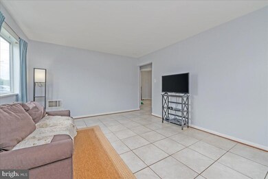 251 Kent Dr, Manassas Park, VA 20111 - photo 6