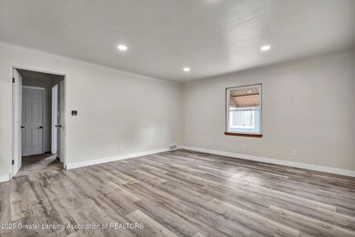 2011 Clifton Ave, Lansing, MI 48910 - photo 7