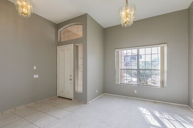 2348 W Flint St-7