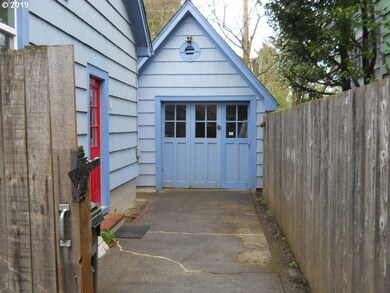 860 Polk St, Eugene, OR 97402 - photo 3