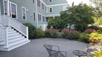 18 Park St unit 403, Saco, ME 04072 - photo 4