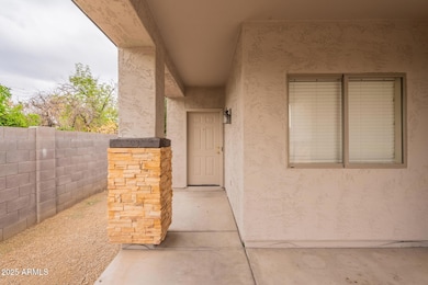 2210 N 27th Place, Phoenix, AZ 85008 - photo 4
