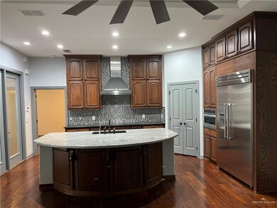 2110 Robin Ln, Mission, TX 78572 - photo 2