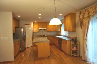 1905 243rd St SW, Bothell, WA 98021 - photo 4