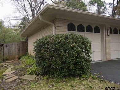 814 Rhodes Dr, Tyler, TX 75701 - photo 4
