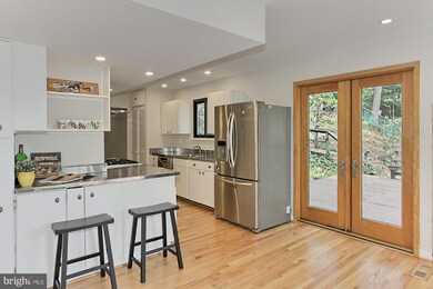 6366 Burton Cir, Falls Church, VA 22041 - photo 6