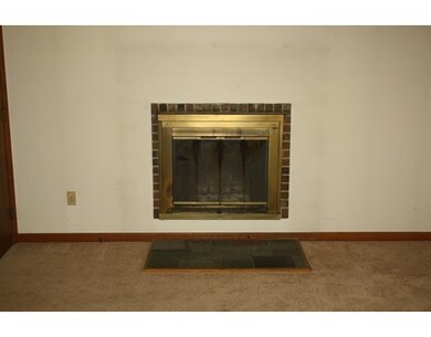 18 Walnut St unit 18, Turners Falls, MA 01376 - photo 6