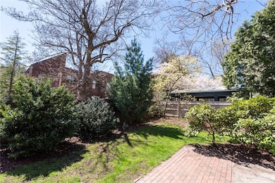 157 Bowen St, Providence, RI 02906 - photo 6