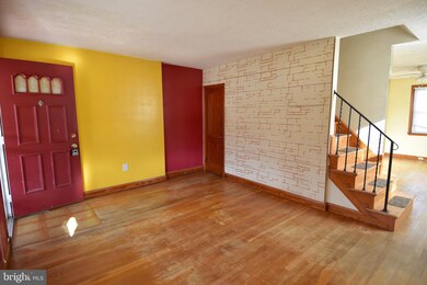 5901 Plumer Ave, Baltimore, MD 21206 - photo 6