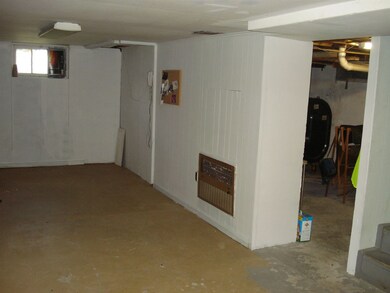 1181 Old Claremont Rd, Charlestown, NH 03603 - photo 4