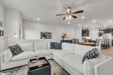 10 Leander Dr, Greer, SC 29651 - photo 6