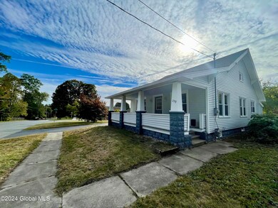 259 South St, Glens Falls, NY 12801 - photo 4