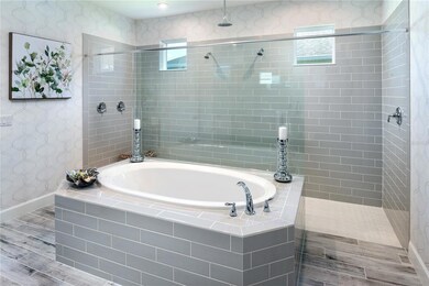 9289 Tequila Sunrise Dr, Sarasota, FL 34241 - photo 6