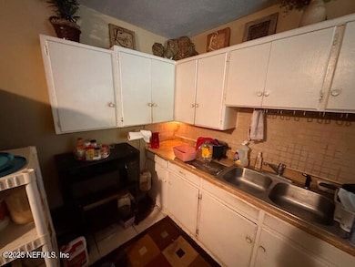 3265 Soutel Dr, Jacksonville, FL 32208 - photo 6