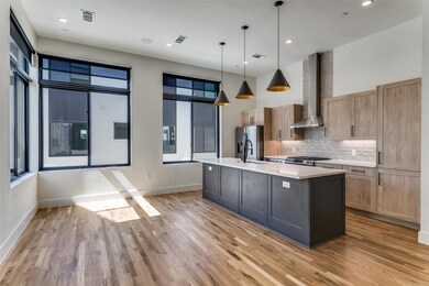 5609 Live Oak St unit 301, Dallas, TX 75206 - photo 3