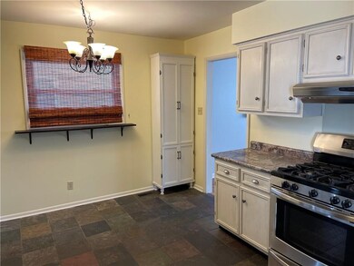 425 N 14th Ave, Beech Grove, IN 46107 - photo 5