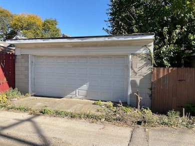 8052 S Harvard Ave, Chicago, IL 60620 - photo 2