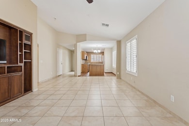 5-web-or-mls-4718-e-woburn-ln