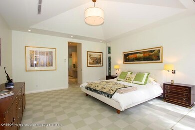 6 Master Bedroom
