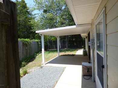 covered patio sliders to dining room